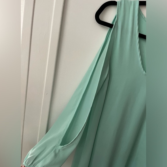 Turquoise Dress with Open Sleeve Detail from Akira - Picture 3 of 4